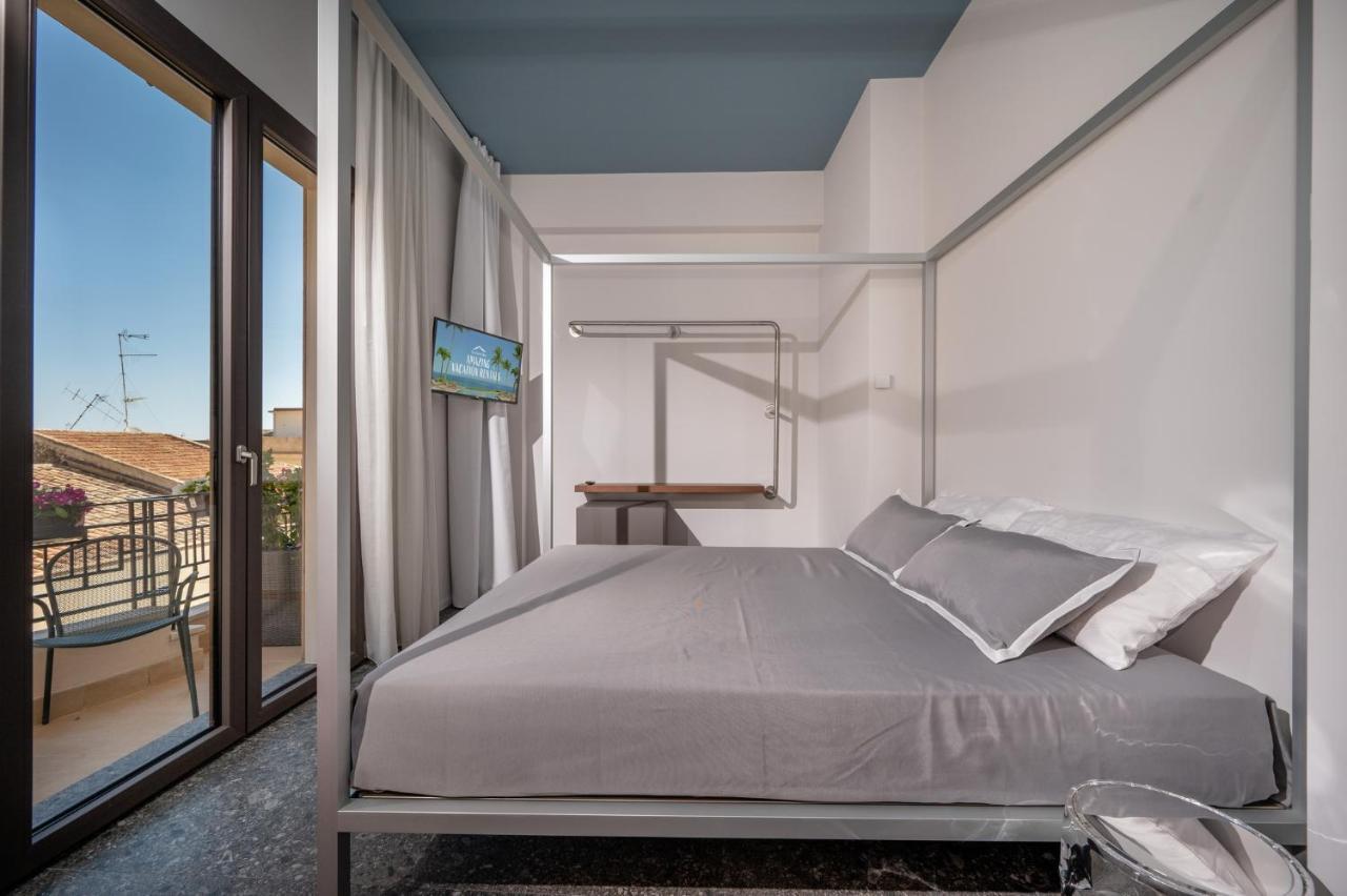 Bed 10.5 - Design Suite Castellammare del Golfo Exterior foto